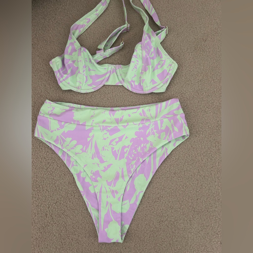 Kulani Kinis bikini XL (fits smaller)